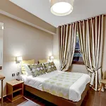 Hotel Opera Maintenon 2*
