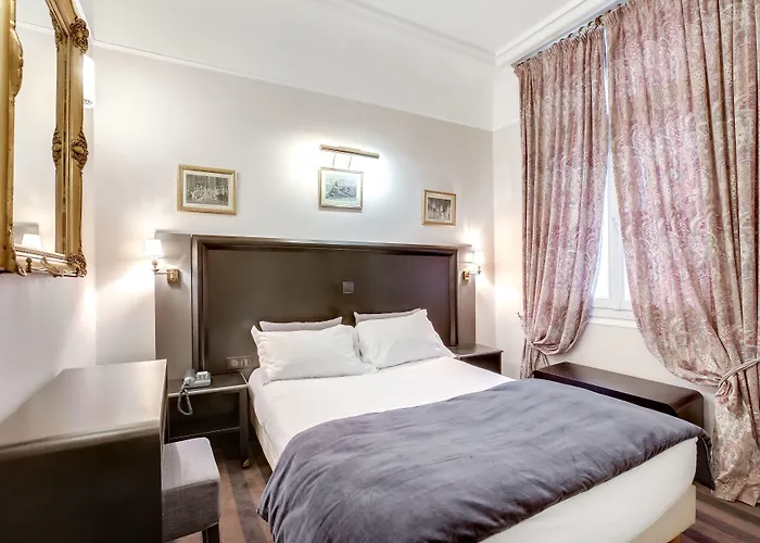 Opera Maintenon Hotel