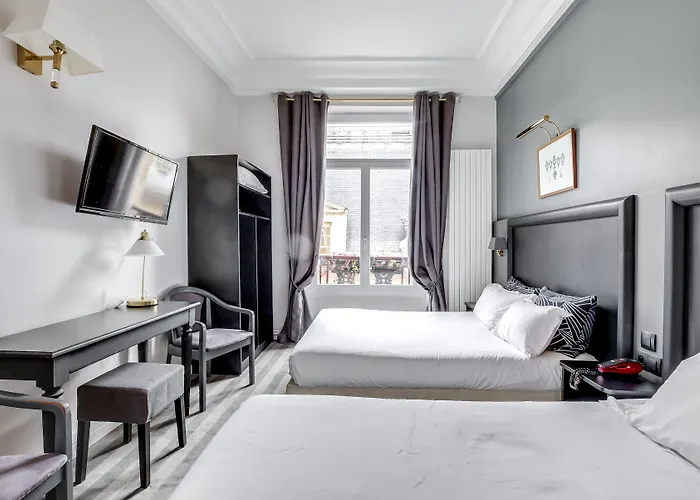 Opera Maintenon Paris