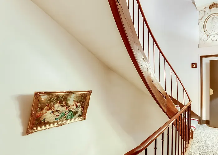 Opera Maintenon 2* Paris