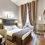 Opera Maintenon