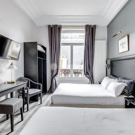 Opera Maintenon Paris