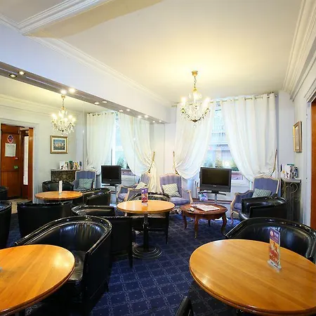 Opera Maintenon 2*