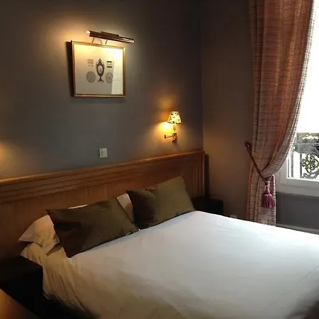 Opera Maintenon Hotell 2*