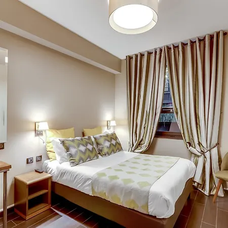 Hotell Opera Maintenon 2*