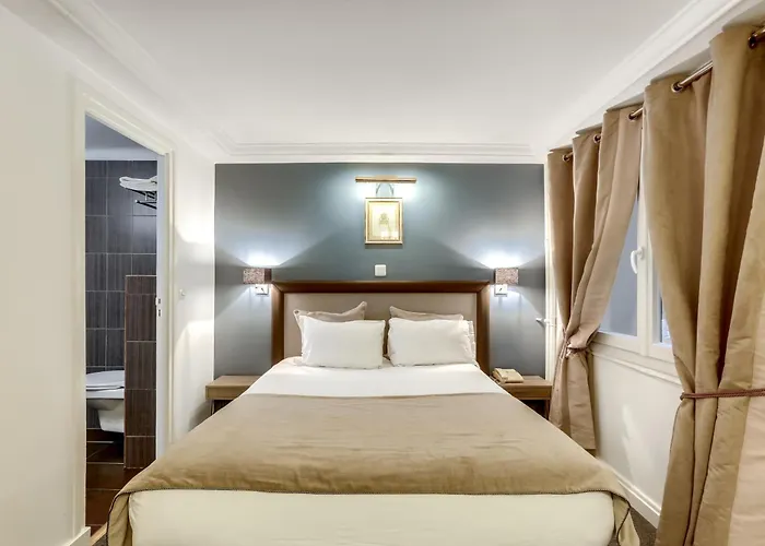 Opera Maintenon Hotel