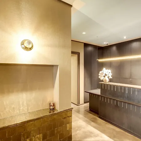 Opera Maintenon فندق باريس