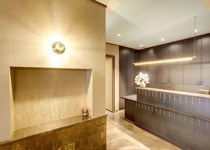 オペラ マントノン ホテル パリ