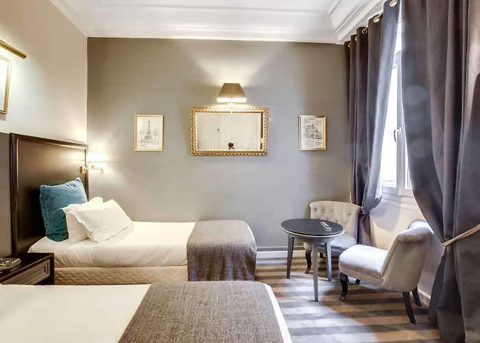 ホテル オペラ マントノン